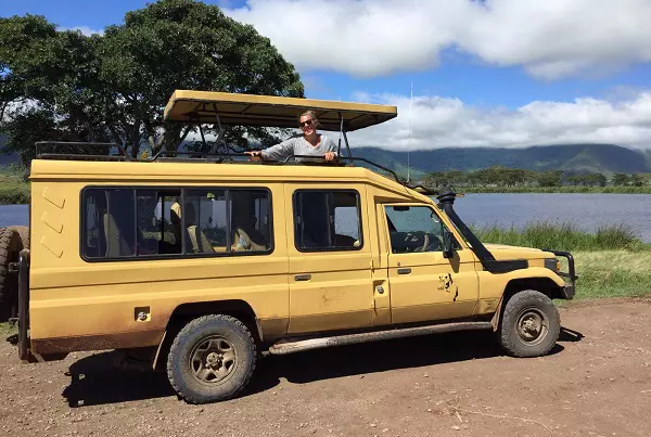1 day Tanzania safari tour package to Ngorongoro Crater
